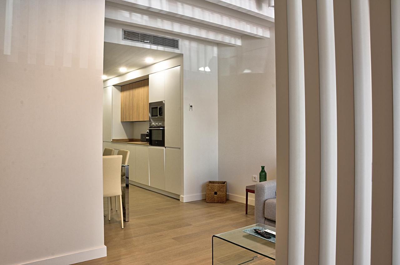 Apartamento De Dos Dormitorios En Triana Seville Exterior photo