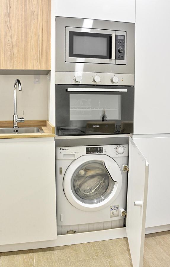 Apartamento De Dos Dormitorios En Triana Seville Exterior photo